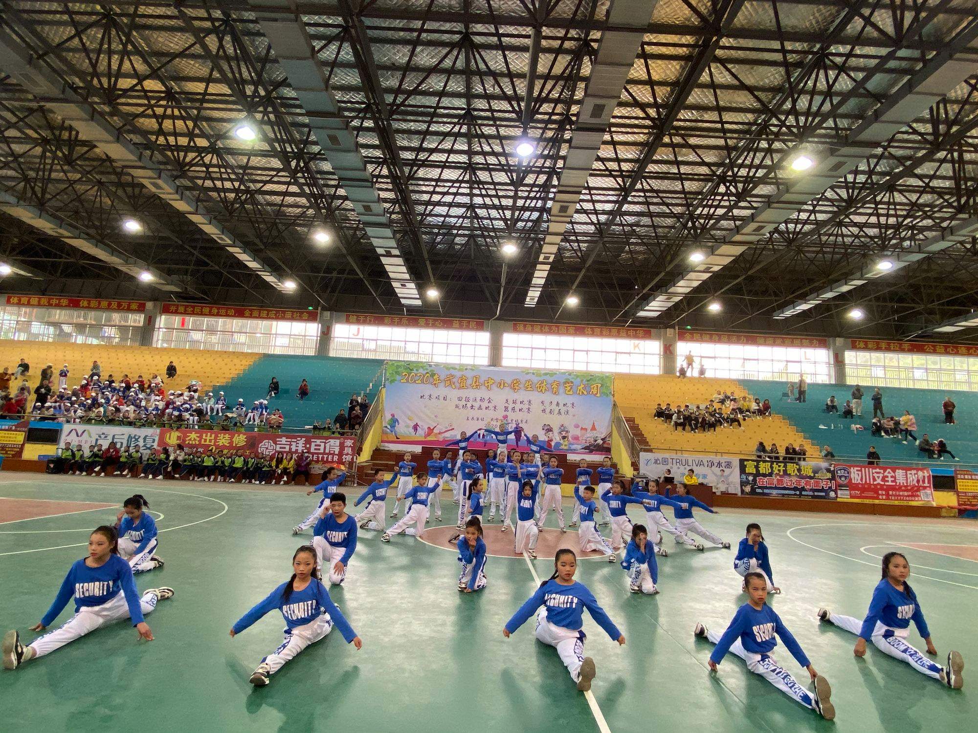 爱游戏-科维托娃迎来七赛季出色发挥，澳大利亚队观众热烈欢呼！气势如虹延续的简单介绍-爱游戏