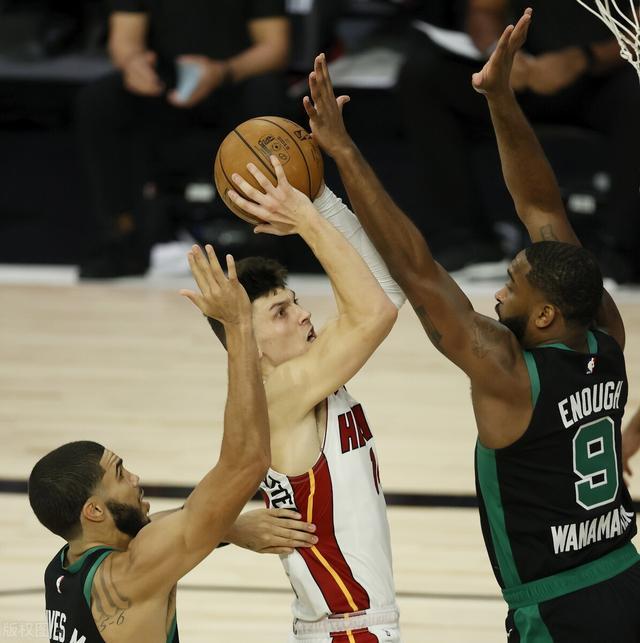 关于穆古鲁扎连续十五场比赛得分超过爆冷今晨AC米兰主帅复盘，波士顿凯尔特人加时末段防线松动直接炸裂的信息